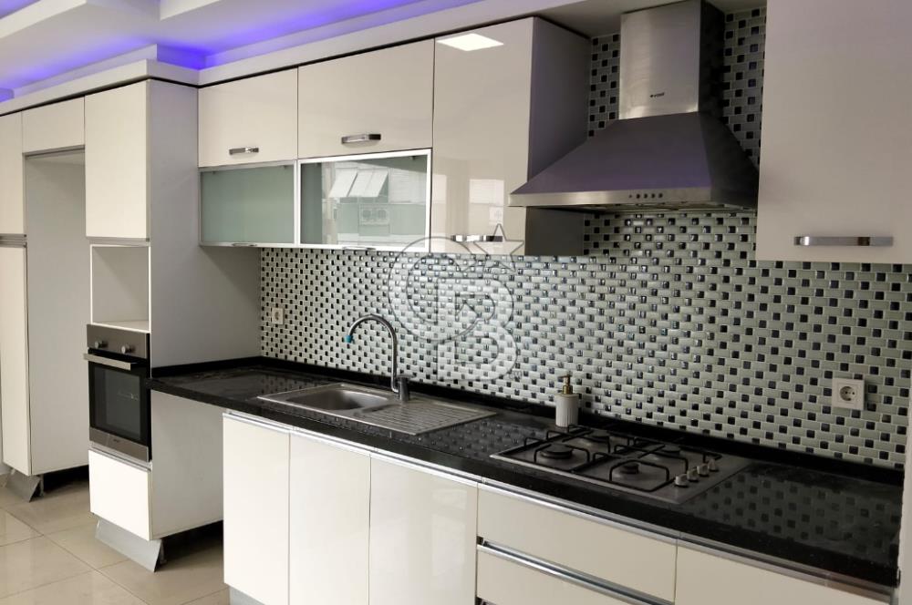 Balçova Ata cad. 160 m² Yerden ısıtmalı Ebevyn banyolu Asansörlü