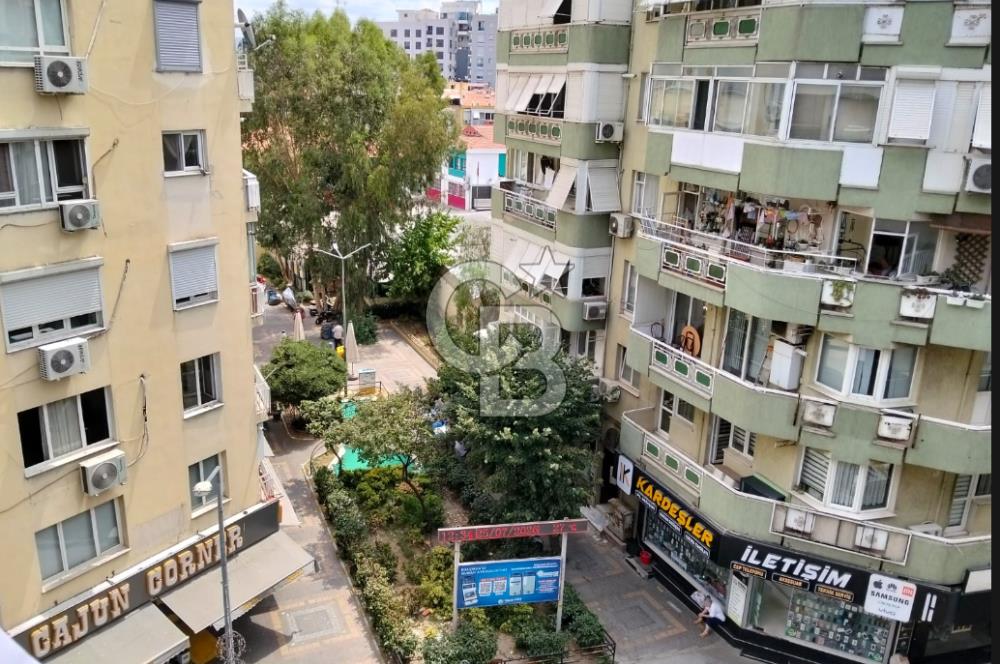 Balçova Ata cad. 160 m² Yerden ısıtmalı Ebevyn banyolu Asansörlü