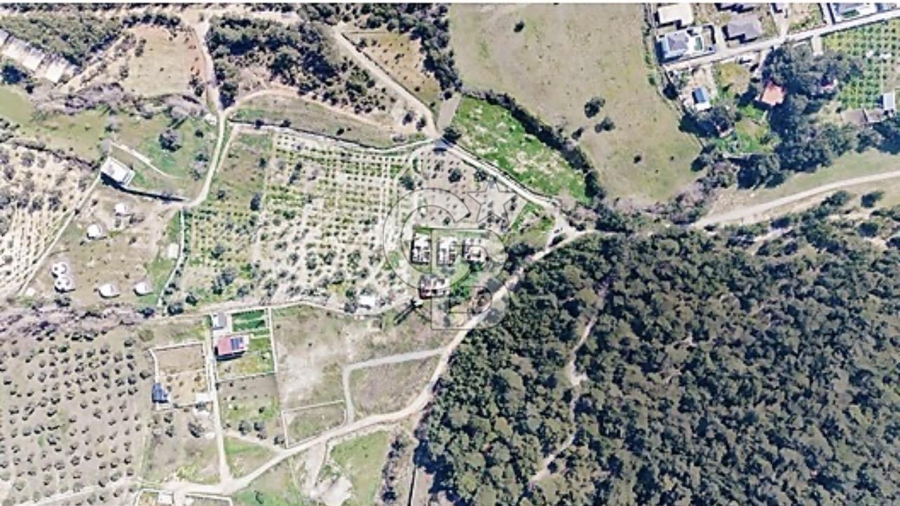 BORNOVA YAKAKÖYDE SATILIK 500 M2 TARLA