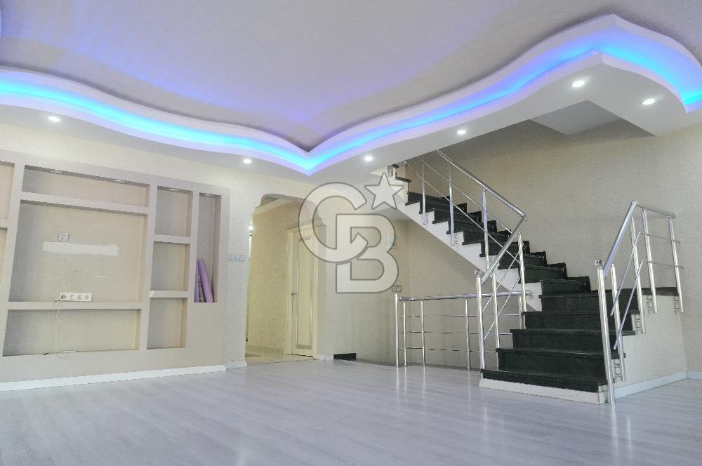 BÜYÜKÇEKMECE MERKEZDE HAVUZLU VİLLA