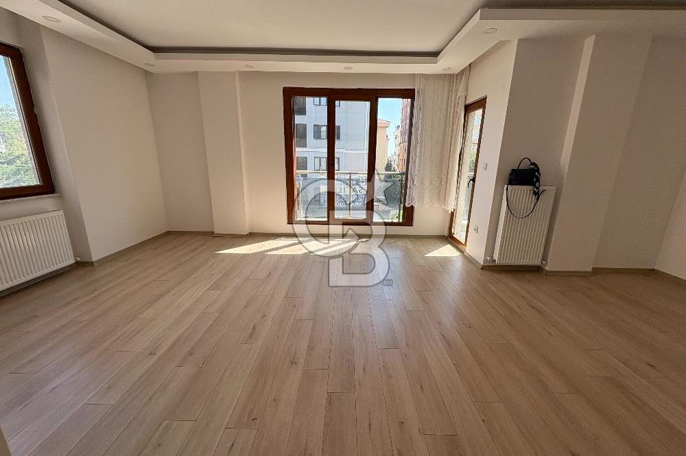KARTAL KARLIKTEPE KATTA TEK SATILIK 3+1 DAİRE