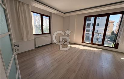 KARTAL KARLIKTEPE KATTA TEK SATILIK 3+1 DAİRE