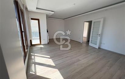 KARTAL KARLIKTEPE KATTA TEK SATILIK 3+1 DAİRE