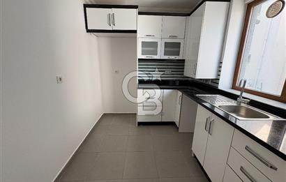 KARTAL KARLIKTEPE KATTA TEK SATILIK 3+1 DAİRE