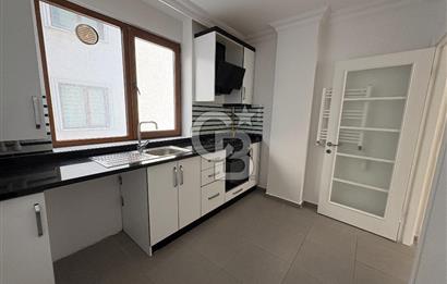 KARTAL KARLIKTEPE KATTA TEK SATILIK 3+1 DAİRE