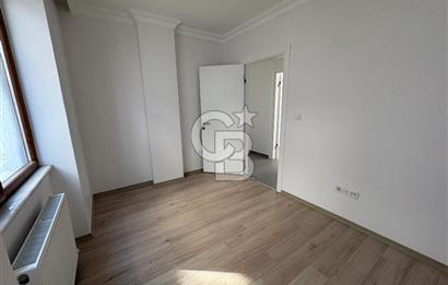 KARTAL KARLIKTEPE KATTA TEK SATILIK 3+1 DAİRE