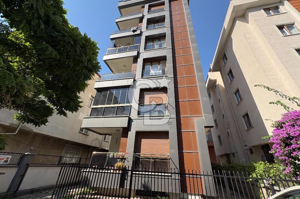KARTAL KARLIKTEPE KATTA TEK SATILIK 3+1 DAİRE