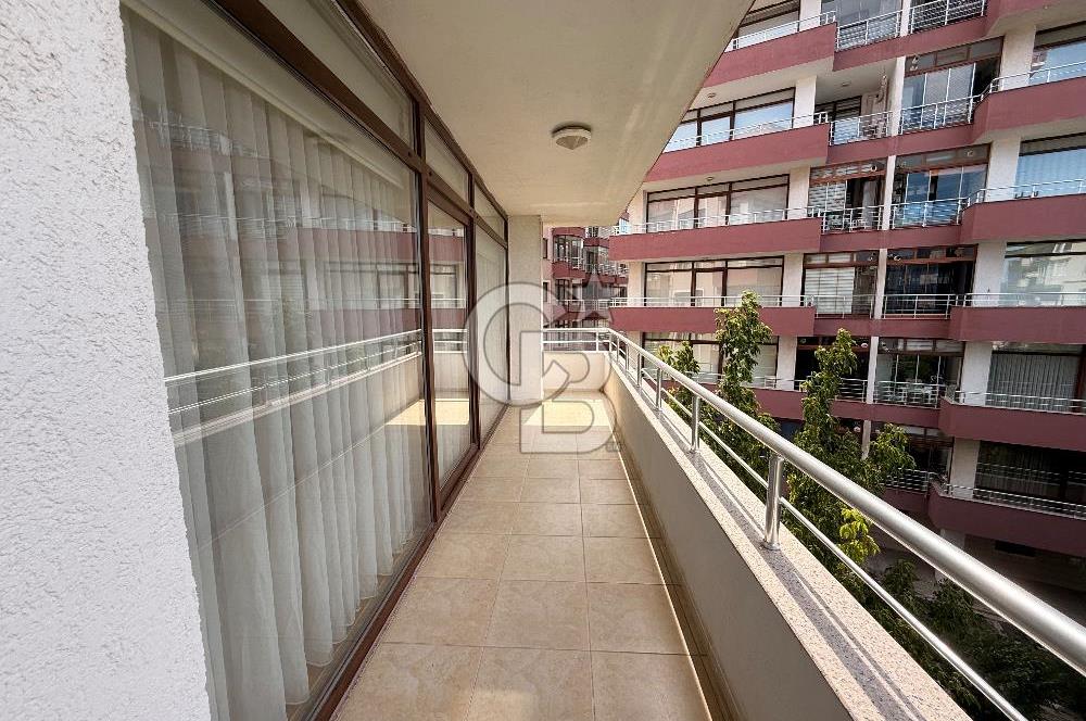 Çanakkale Merkezde Güvenlikli site İçerisinde Satılık Daire