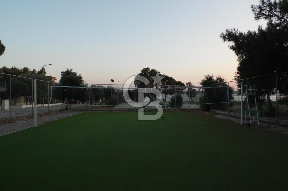 URLA İLTUR SİTESİN'DE 3+1 FIRSAT SATILIK VİLLA