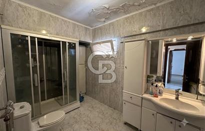 Sarımsaklıda 4+1 | 230 m² | 100 m² Teraslı Deniz Yakını Daire
