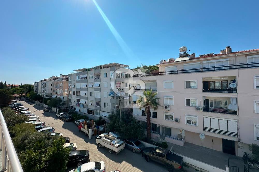 Sarımsaklıda 4+1 | 230 m² | 100 m² Teraslı Deniz Yakını Daire