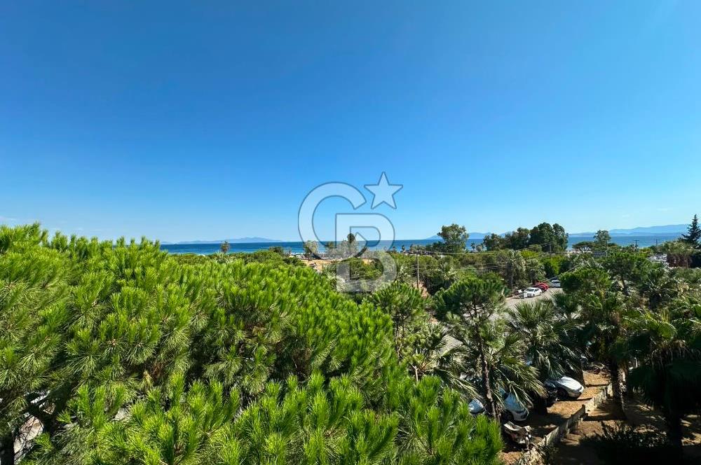 Sarımsaklıda 4+1 | 230 m² | 100 m² Teraslı Deniz Yakını Daire
