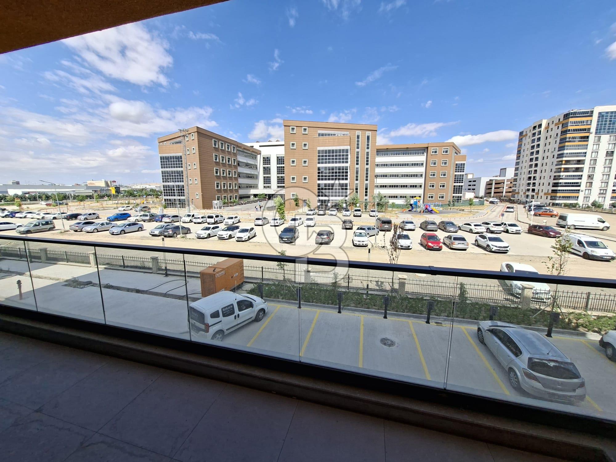 ONYX ANKARA'DA EBEVEYN BANYOLU 2+1 KİRALIK DAİRE