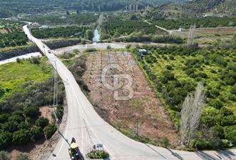 SEFERİHİSAR KAVAKDEREDE ASFALT YOLA CEPHELİ TARLA - 1 - 362630