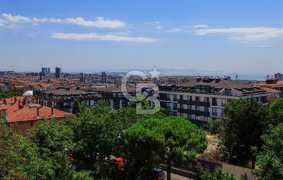 ALtunizade'de Manzaralı 2,5+1 Kiralık Daire