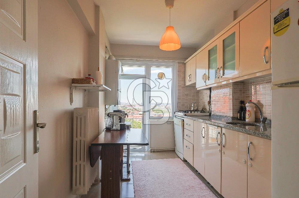 ALtunizade'de Manzaralı 2,5+1 Kiralık Daire