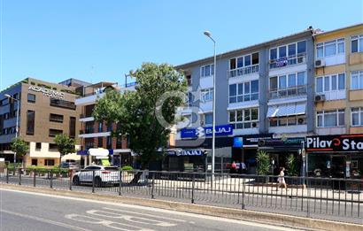 ALtunizade'de Manzaralı 2,5+1 Kiralık Daire