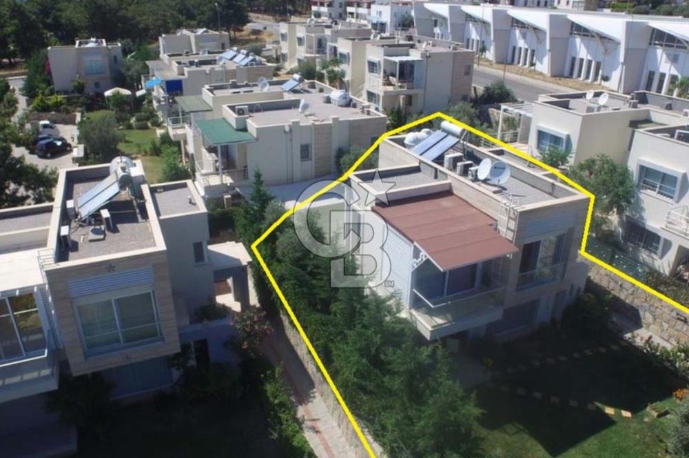 Bodrum Konacik'ta Kiralik 3+1 Guney Cephe Villa