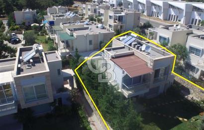Bodrum Konacik'ta Kiralik 3+1 Guney Cephe Villa