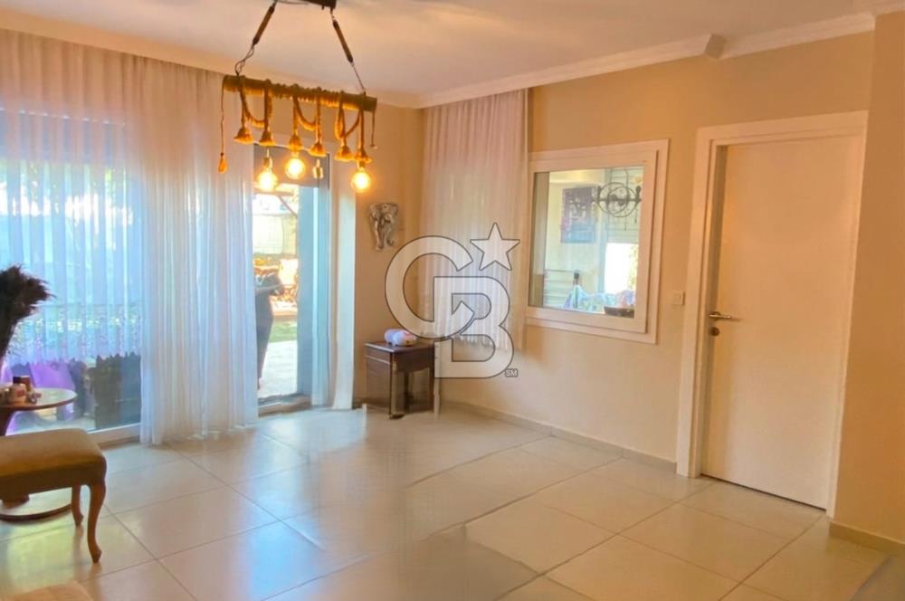 Bodrum Konacik'ta Kiralik 3+1 Guney Cephe Villa