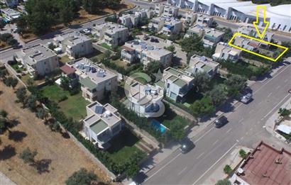 Bodrum Konacik'ta Kiralik 3+1 Guney Cephe Villa