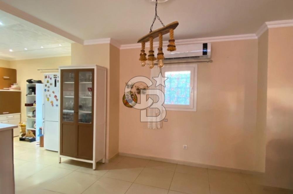 Bodrum Konacik'ta Kiralik 3+1 Guney Cephe Villa