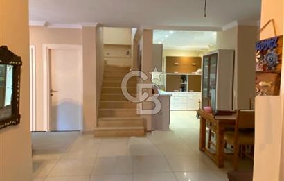 Bodrum Konacik'ta Kiralik 3+1 Guney Cephe Villa
