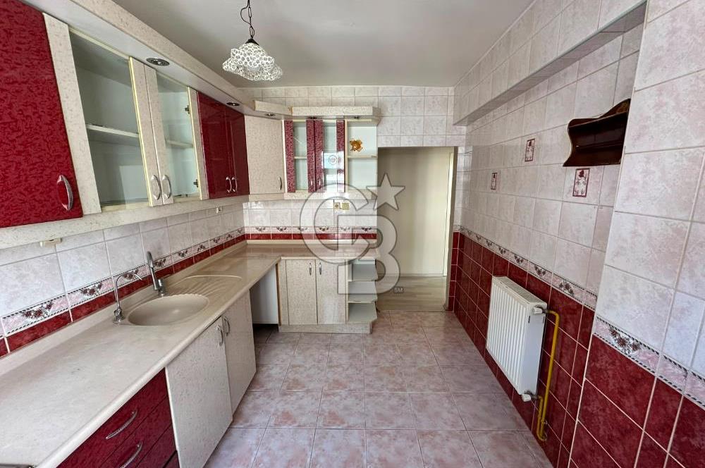 Bağcılar Kemalpaşa'da Hemen Taşınmaya Hazır Boş Temiz 2+1 Satılık Daire 