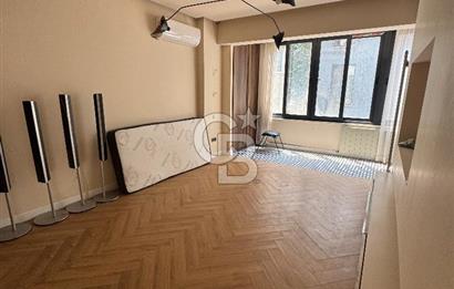 Gümüşsuyu Ülker Sokakta 2+1 Kiralık Daire