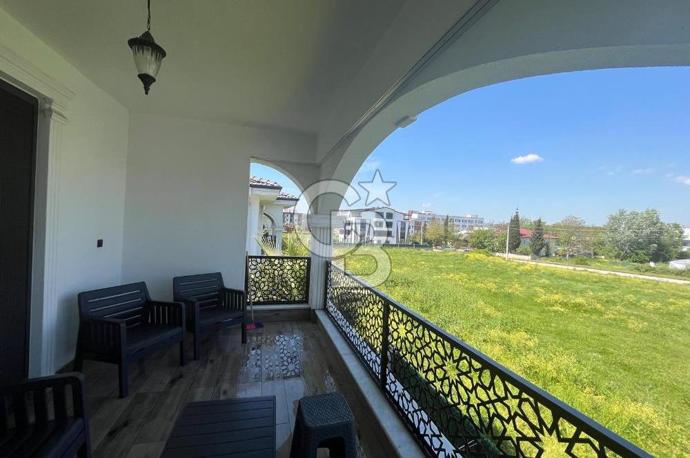 KARETEPE DE MERKEZİ LOKASYONDA MÜSTAKİL VİLLA