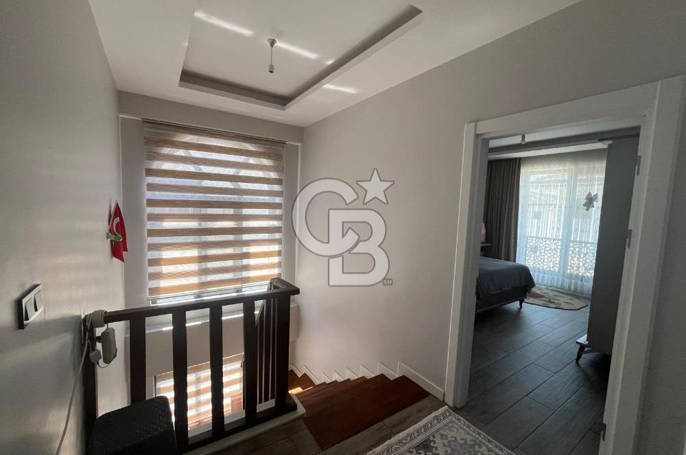 KARETEPE DE MERKEZİ LOKASYONDA MÜSTAKİL VİLLA