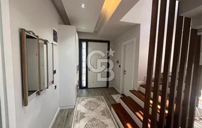 KARETEPE DE MERKEZİ LOKASYONDA MÜSTAKİL VİLLA