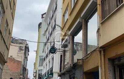 Beyoğlu Şişhane'de Deniz Manzaralı 109 M2 Satılık Ofis Katı