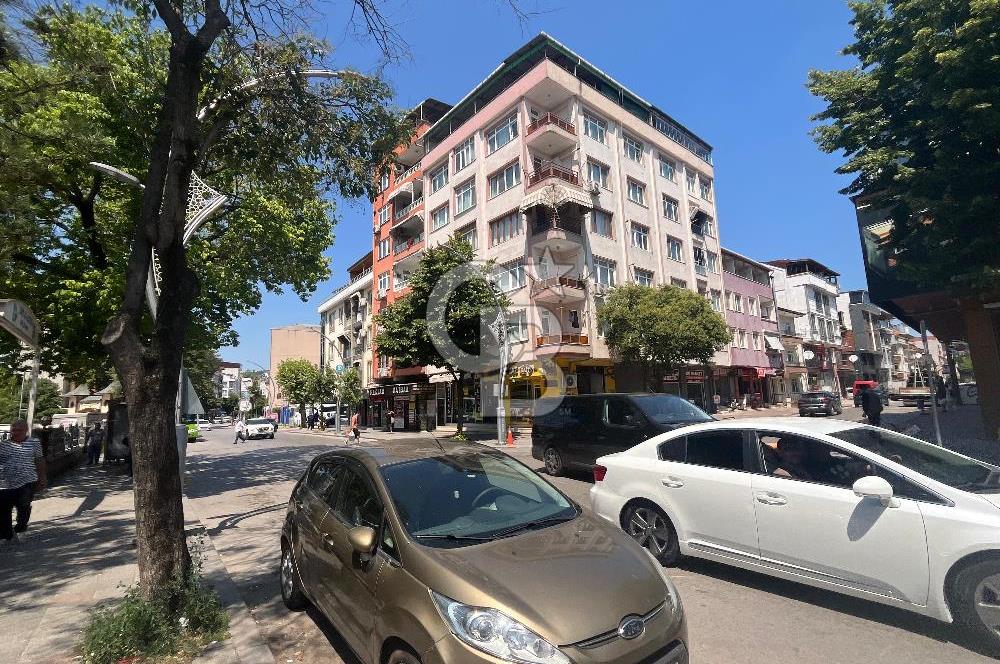 DOĞUKIŞLANIN GÖBEĞİNDE MERKEZİ KONUM ARAKAT 2+1 SATILIK DAİRE