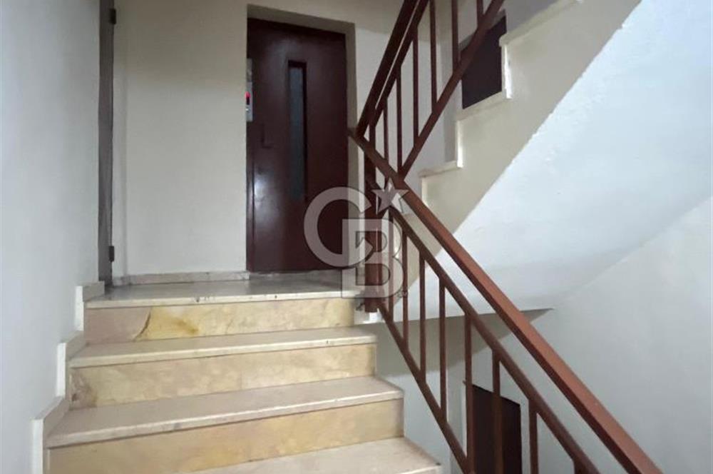 DOĞUKIŞLANIN GÖBEĞİNDE MERKEZİ KONUM ARAKAT 2+1 SATILIK DAİRE