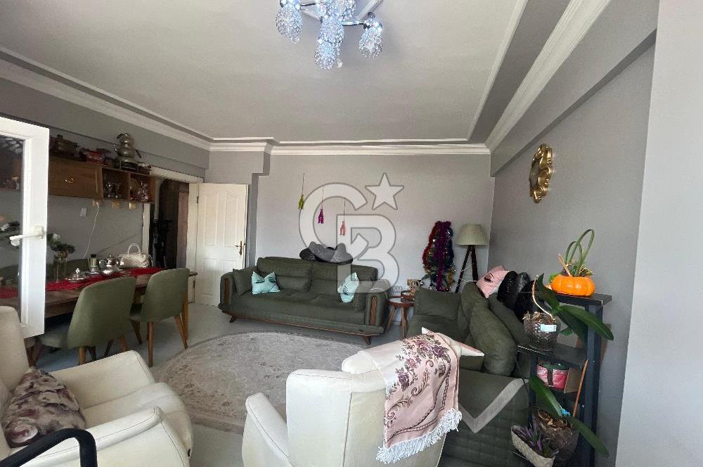 DOĞUKIŞLANIN GÖBEĞİNDE MERKEZİ KONUM ARAKAT 2+1 SATILIK DAİRE