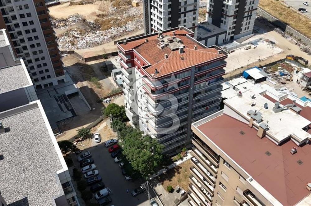 FOLKART YAKA EVLERİ KARŞISI TOPLAM 400M2 KULLANIM ALANI OLAN DÜKKAN