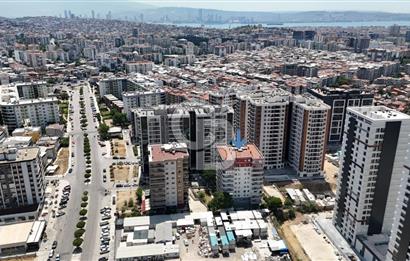 FOLKART YAKA EVLERİ KARŞISI TOPLAM 400M2 KULLANIM ALANI OLAN DÜKKAN