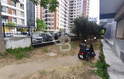 FOLKART YAKA EVLERİ KARŞISI TOPLAM 400M2 KULLANIM ALANI OLAN DÜKKAN