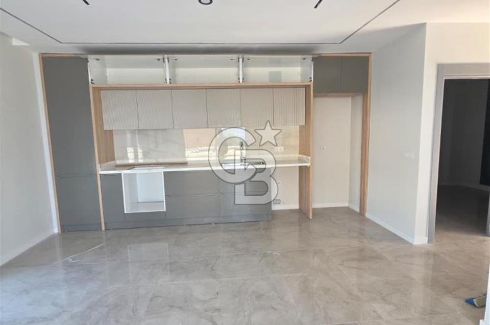 Karaağaç'ta Deniz Manzaralı Müstakil Havuzlu 4+1 Sıfır Villa