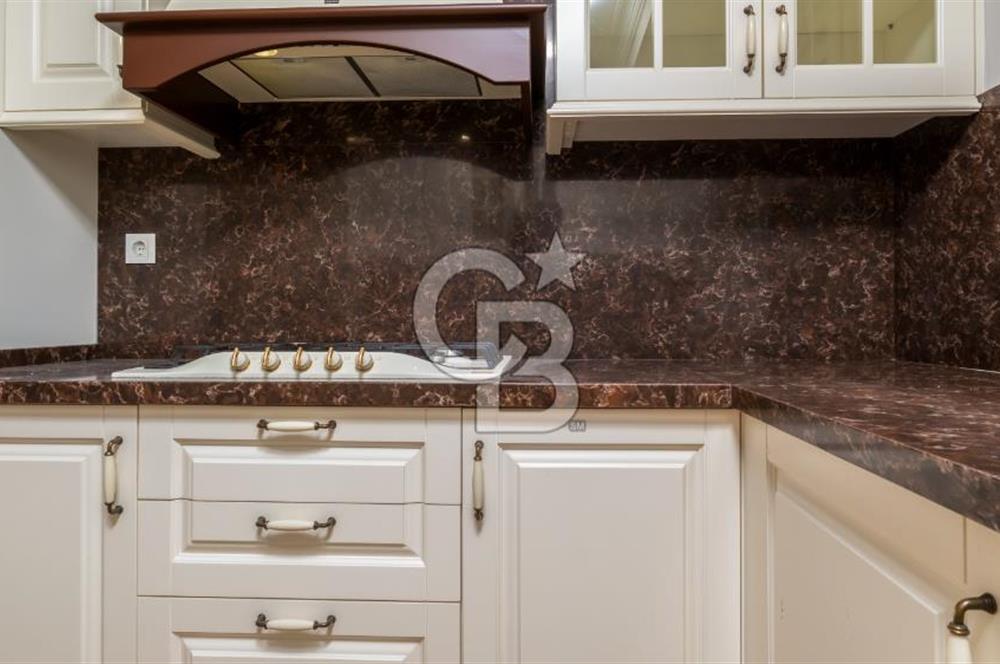 ÇEŞME ÖZGEKENT SİTESİ SATILIK 5+1 VİLLA 