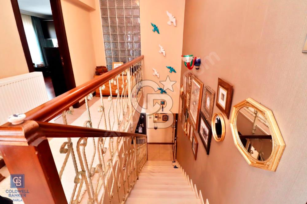 ÇANKAYA KIRKKONAKLAR MAH. DUBLEKS BAKIMLI 5+1 SATILIK DAİRE