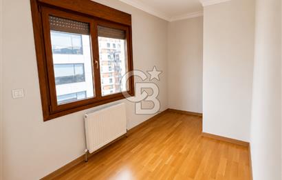 ERENKÖY DİVAN PASTANESİ SOKAĞINDA GENİŞ 3+1