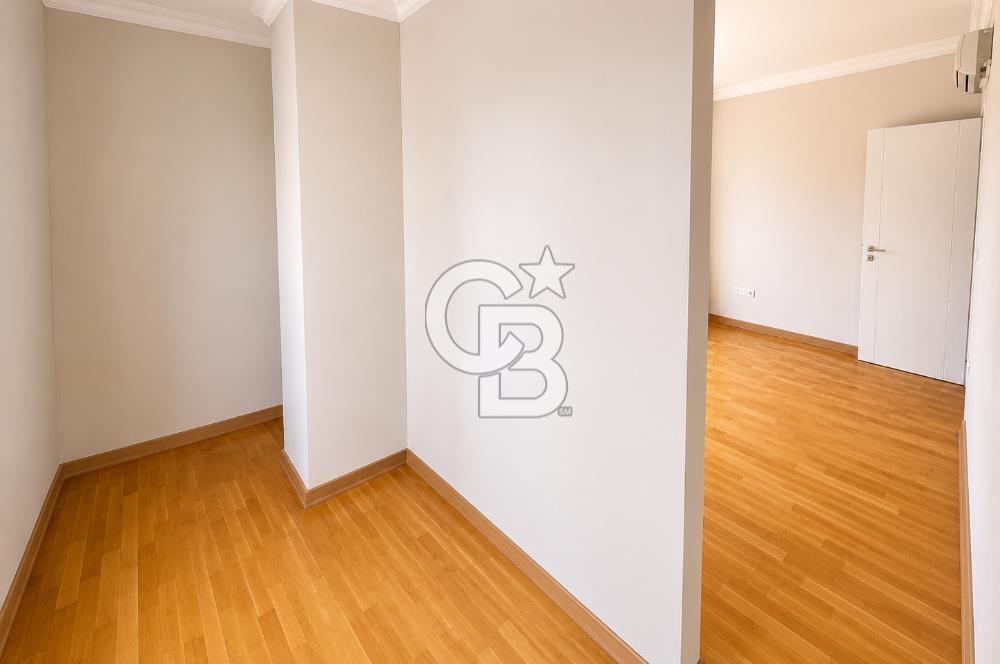 ERENKÖY DİVAN PASTANESİ SOKAĞINDA GENİŞ 3+1