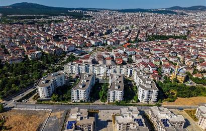 Sanacaktepe Sarıgazi Mahallesi Ovalbahçe Sitesi 2+1 Satılık Daire