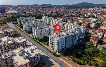 Sanacaktepe Sarıgazi Mahallesi Ovalbahçe Sitesi 2+1 Satılık Daire