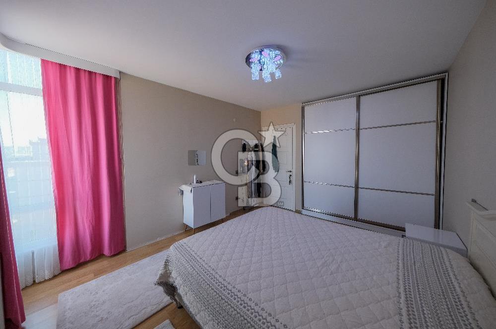Sanacaktepe Sarıgazi Mahallesi Ovalbahçe Sitesi 2+1 Satılık Daire