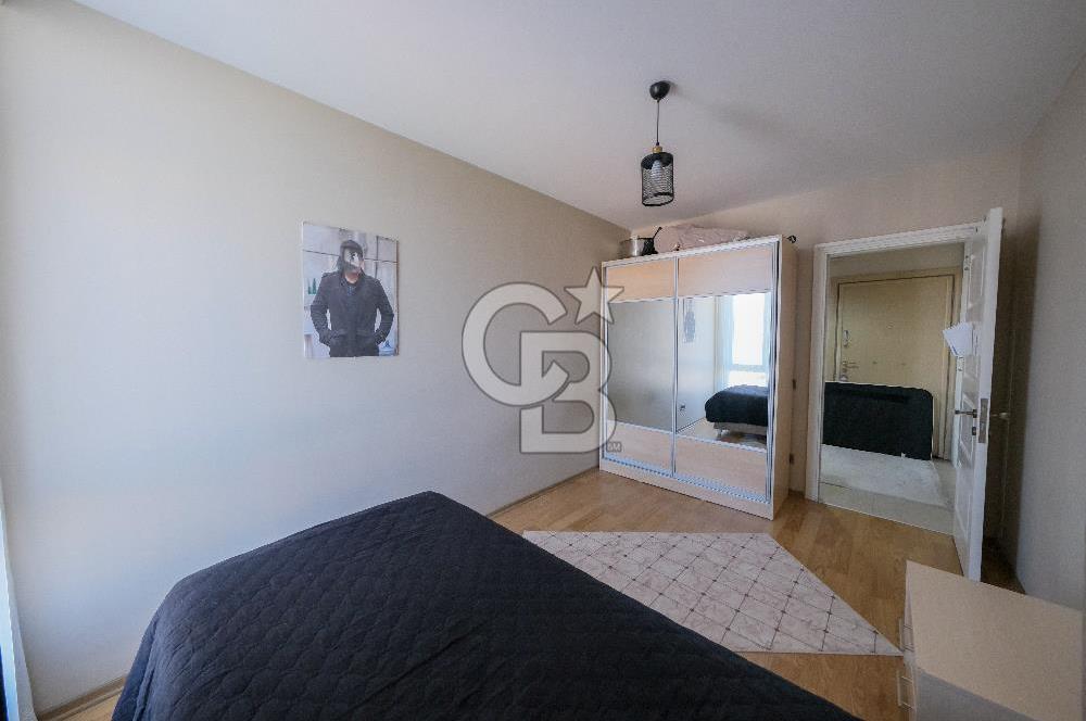Sanacaktepe Sarıgazi Mahallesi Ovalbahçe Sitesi 2+1 Satılık Daire