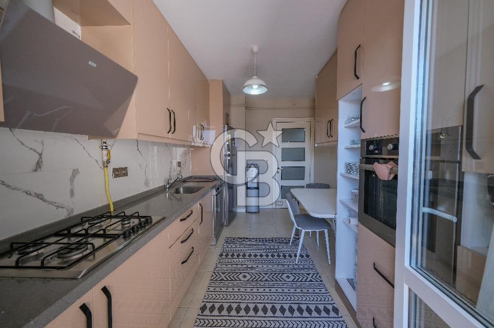 Sanacaktepe Sarıgazi Mahallesi Ovalbahçe Sitesi 2+1 Satılık Daire