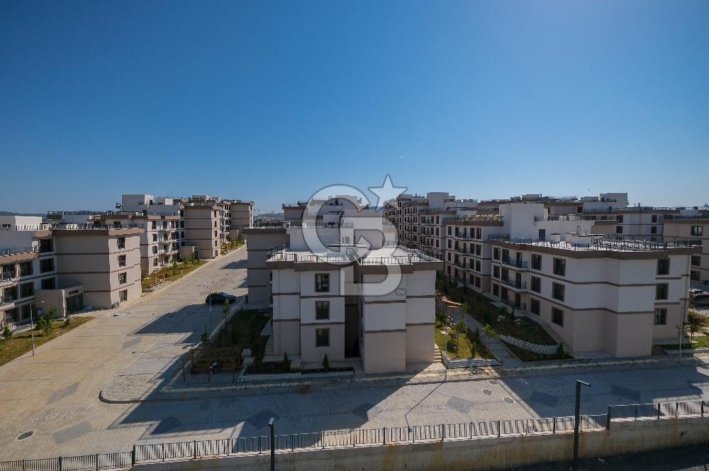 Sanacaktepe Sarıgazi Mahallesi Ovalbahçe Sitesi 2+1 Satılık Daire